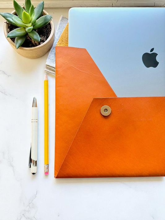Full Grain Leather MacBook Sleeve: Crazy Horse Buffalo Leather Portfolio